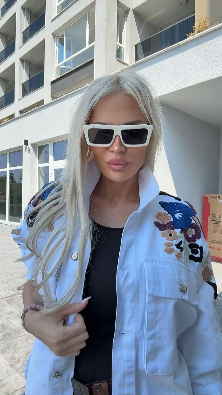 Яке деним с бродерия